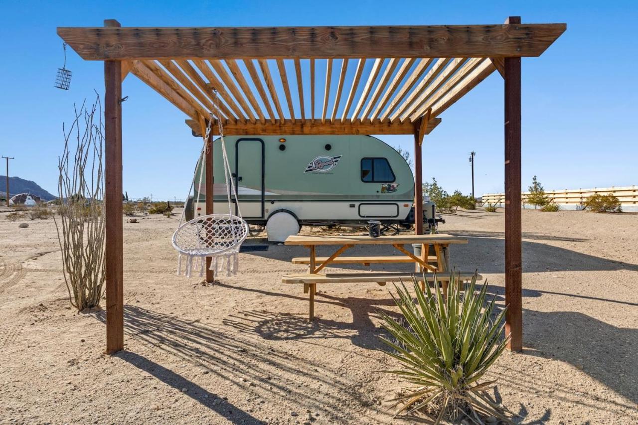 Jt Village Campground - Lil Miss Daisy Joshua Tree Extérieur photo
